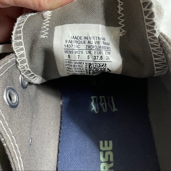 CONVERSE Gray Low Lace-up Classic Sneaker Shoe - 7 woman / 5 men - Picture 7 of 7